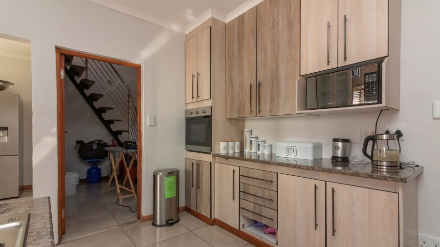 3 Bedroom Property for Sale in Kroonstad Rural Free State